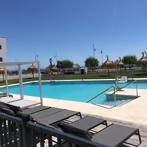 https://bajo-en-primera-linea-de-playa.es-andalucia.com